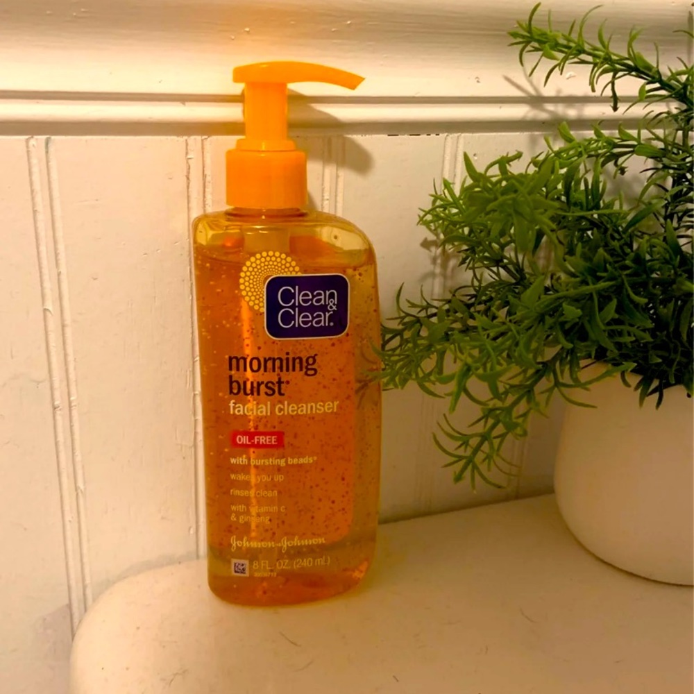 clean & clear morning burst